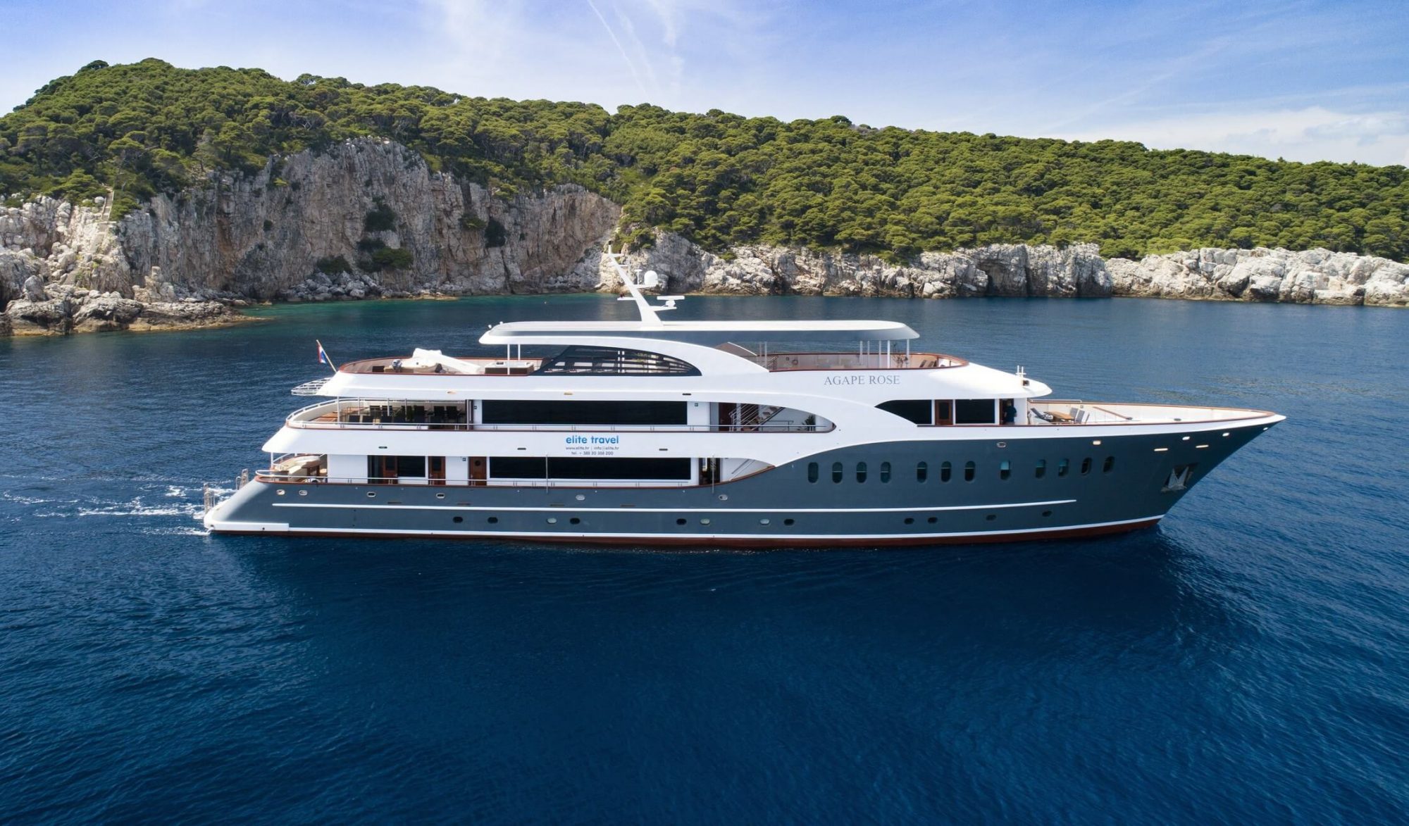 luxury yacht cruises croatia