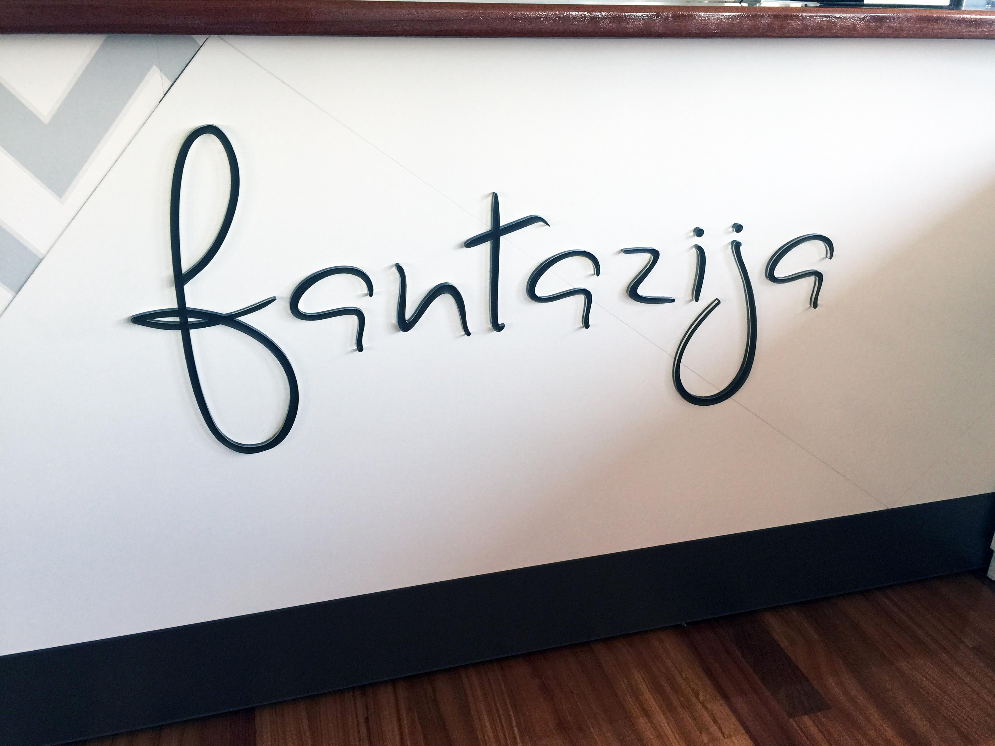 MS Fantazija Bar